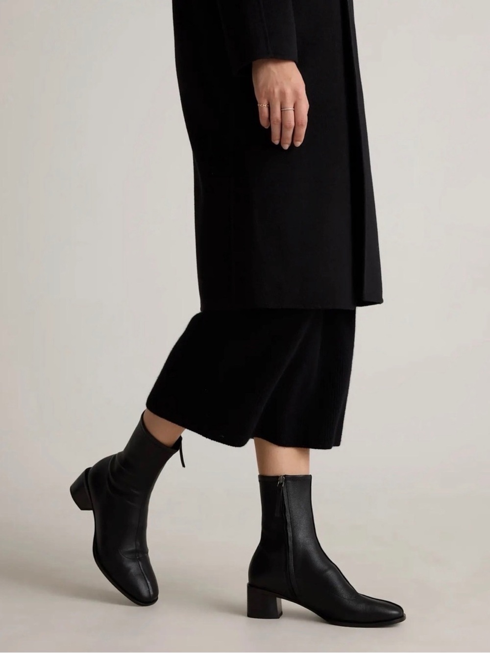 NIB Quince Italian Leather Stretch Sock Bootie Black Size 8